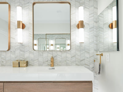 Amber Bath