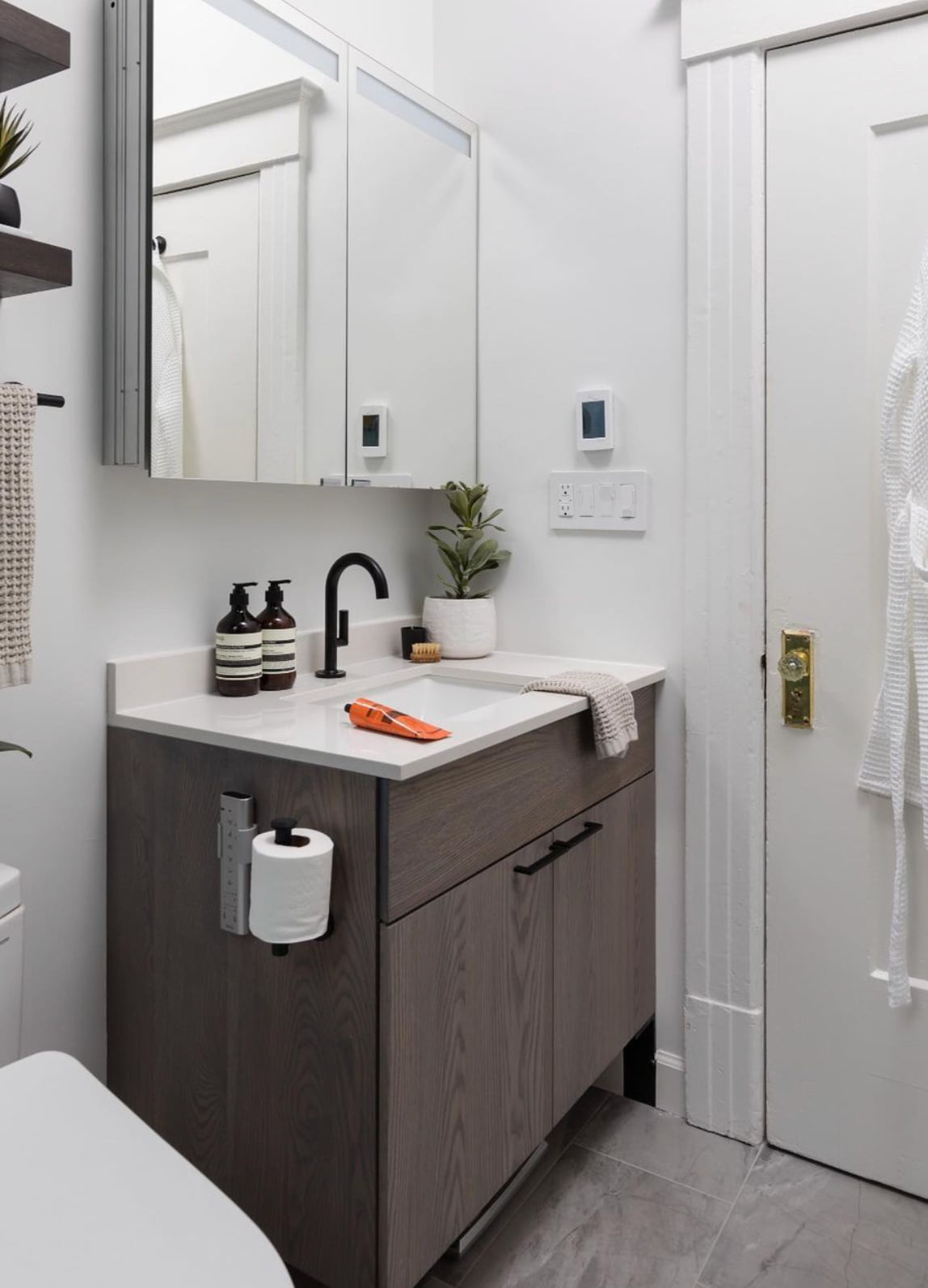 Bathroom Renovation / Home - image 2